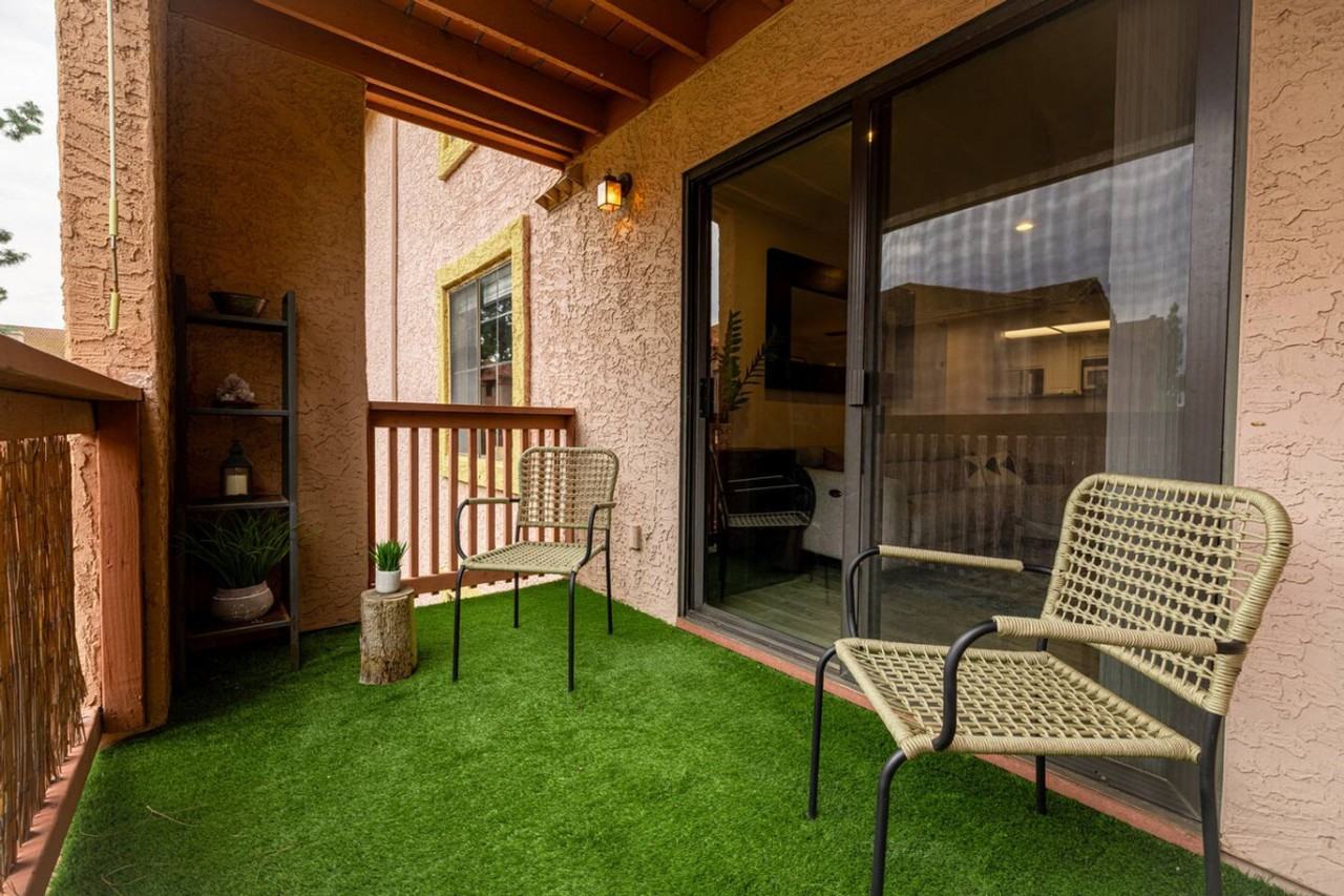 12067 Alta Carmel Ct #1496398P - Photo 4 of 28