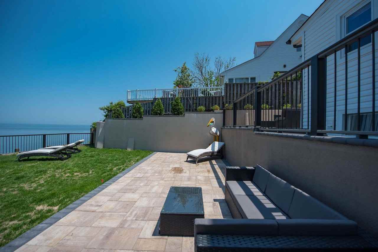 54 Cliff Rd E #1510785P - Photo 5 of 39