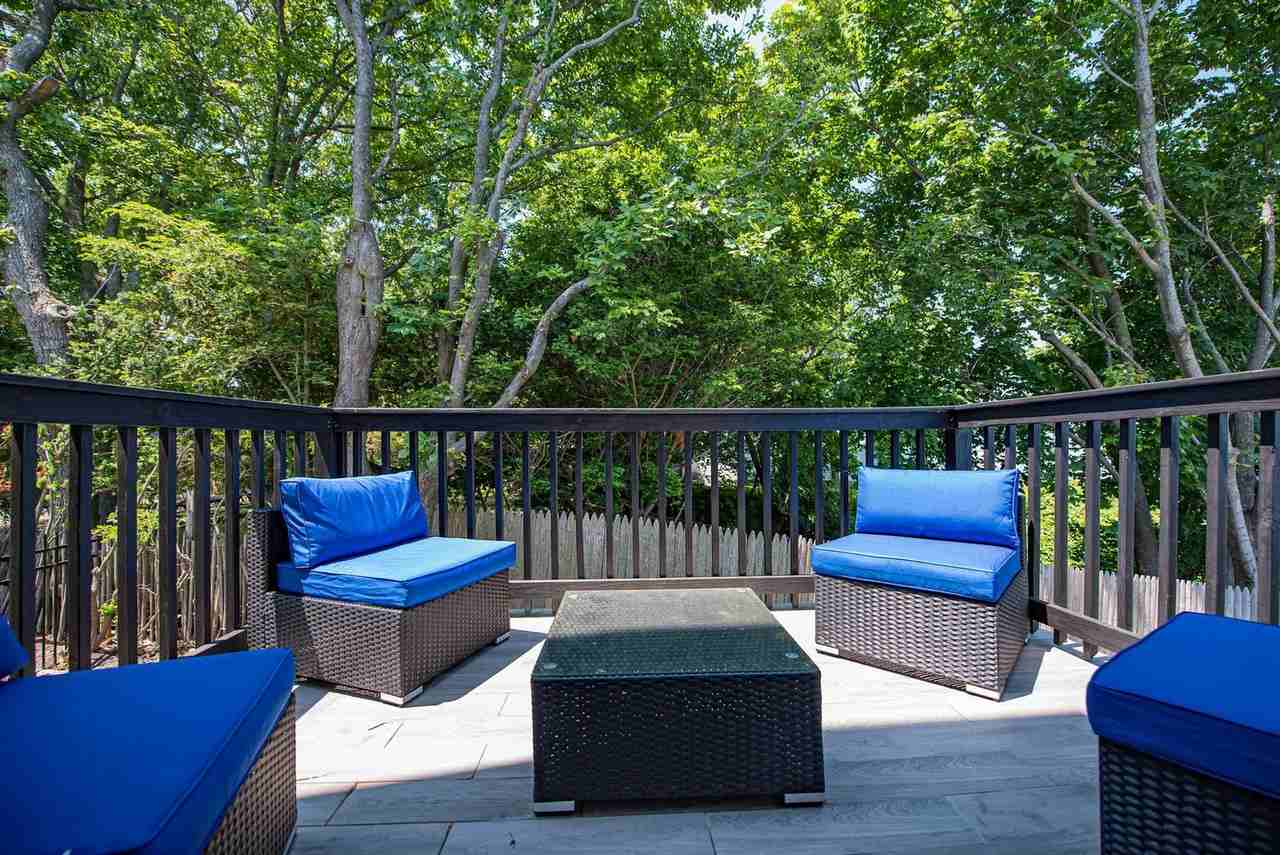 54 Cliff Rd E #1510785P - Photo 7 of 39