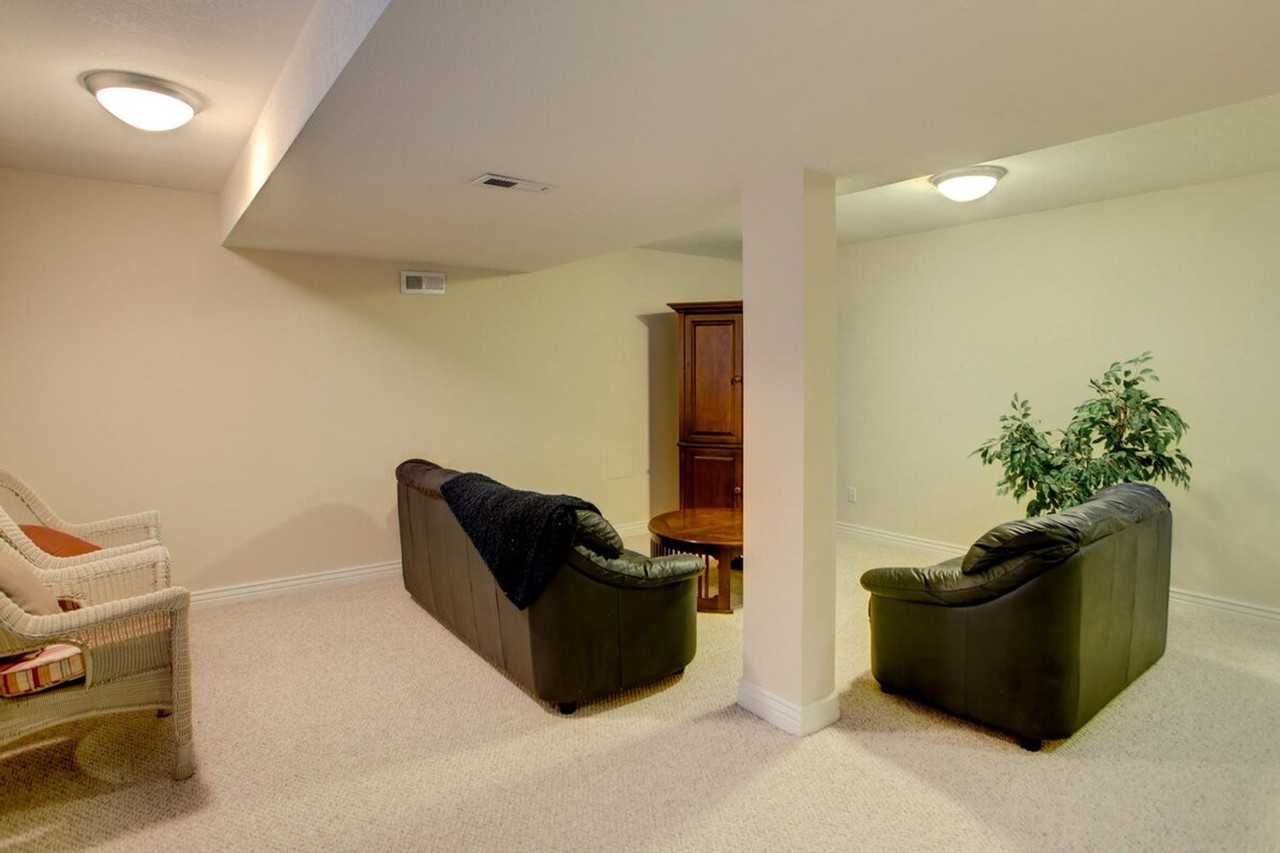 2102 S Sherman St #1508518P - Photo 4 of 27