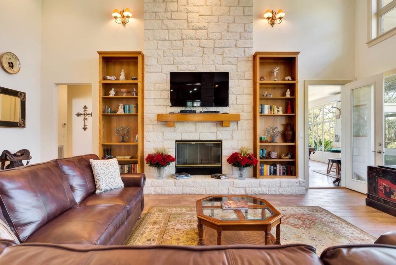 7903 Overlook St #1511247P - Photo 3 of 24