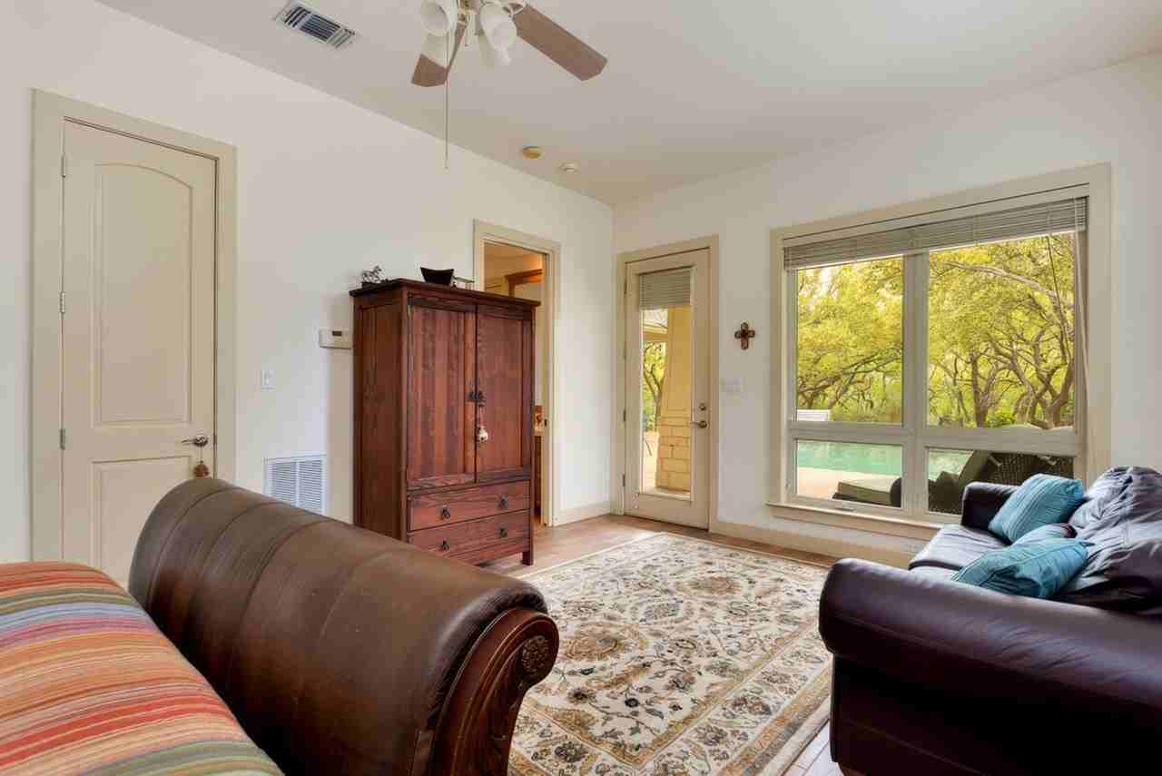 7903 Overlook St #1511247P - Photo 4 of 24