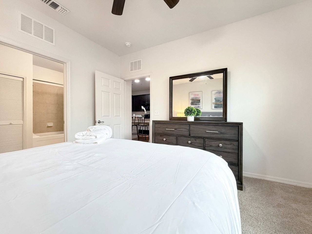 25150 Lovegrass Dr #1510840P - Photo 7 of 21