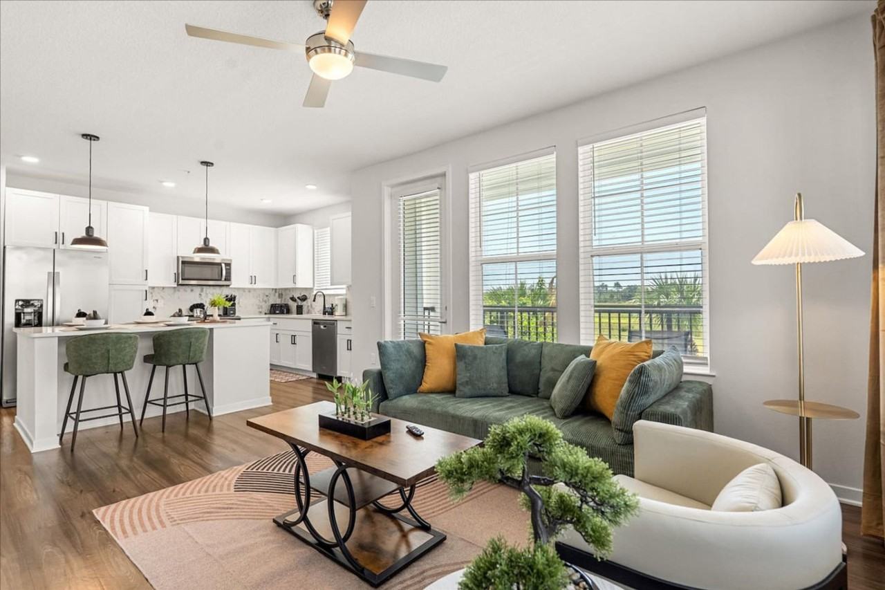 1223 E Plant St #1511055P - Photo 7 of 33