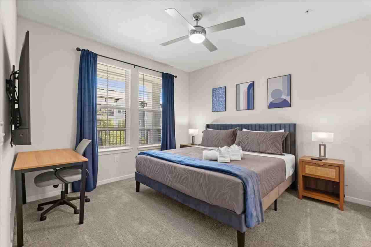 1231 E Plant St #1511056P - Photo 3 of 22