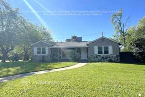featured image of 3096 Yellowstone Ln