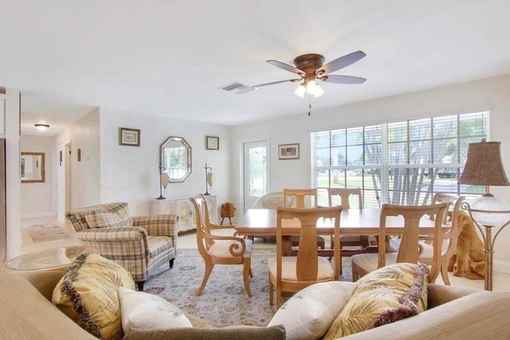 19185 Southeast Homewood Avenue - Photo 7 of 9