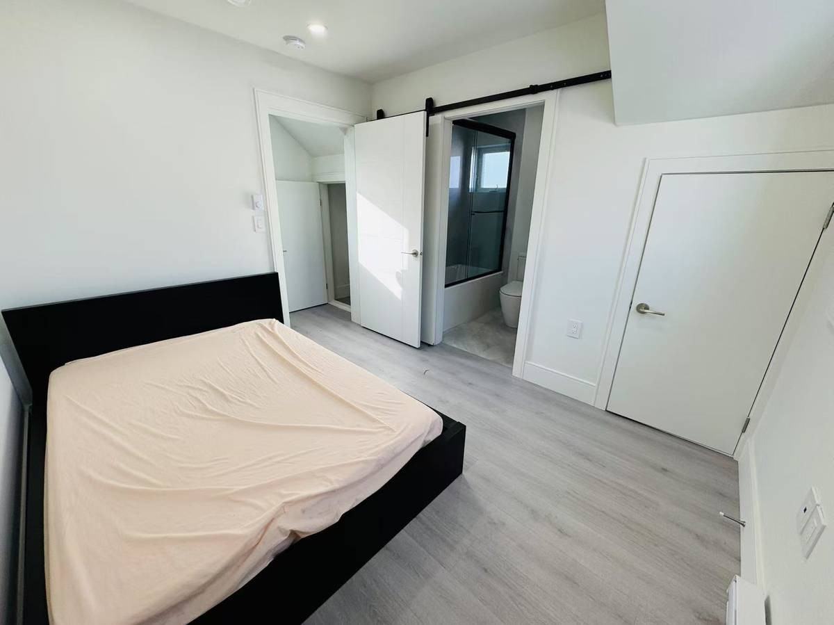 400 East 56th Avenue - Photo 6 of 12