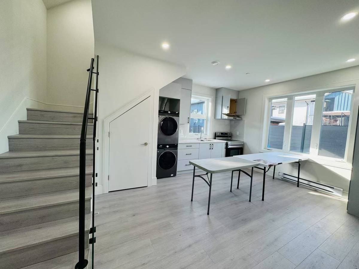 400 East 56th Avenue - Photo 5 of 12