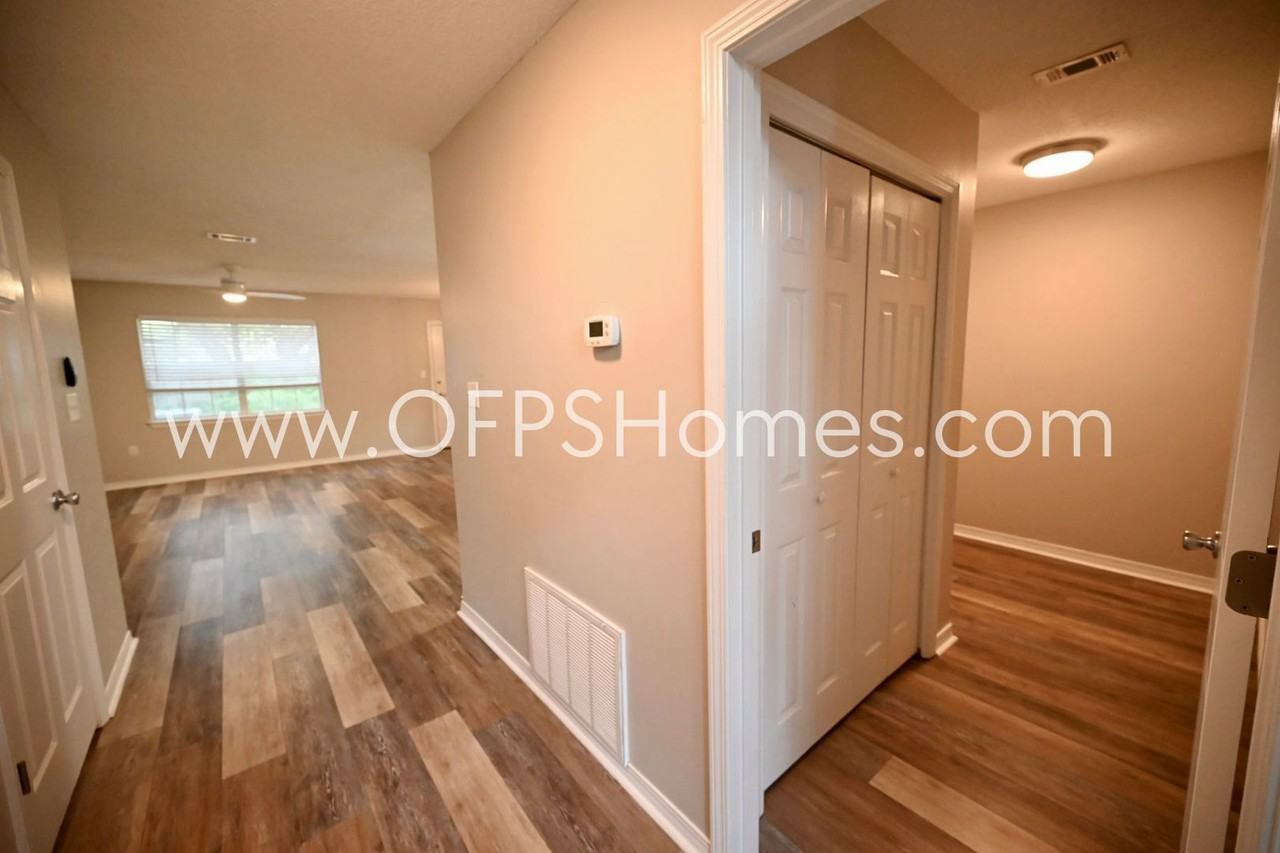 214 Tooke St #A - Photo 4 of 25