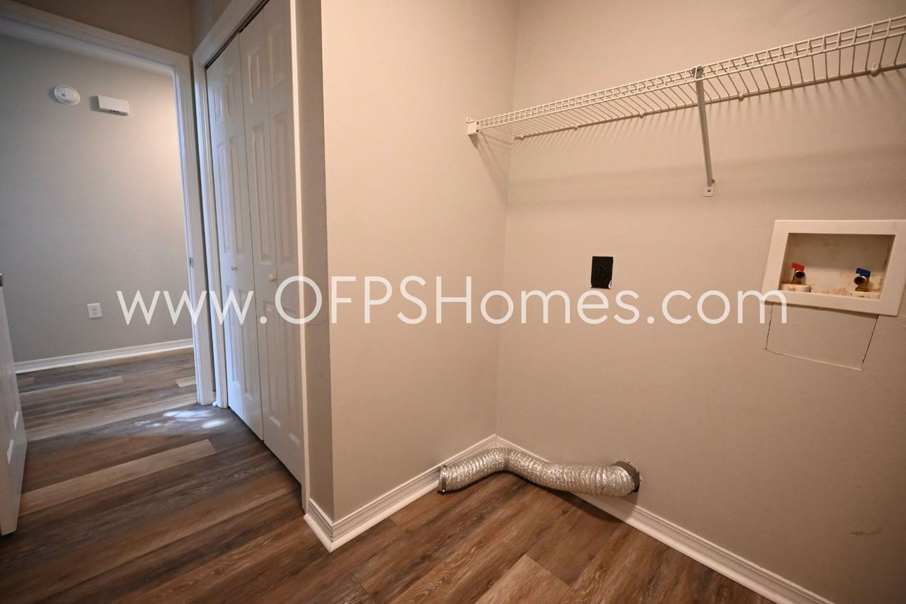 214 Tooke St #A - Photo 5 of 25