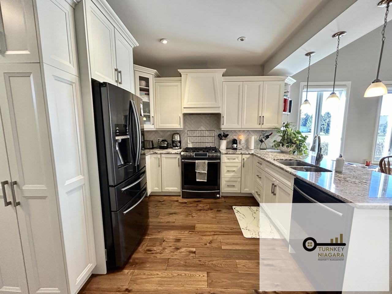 4090 Twenty-Third Street - Photo 6 of 20