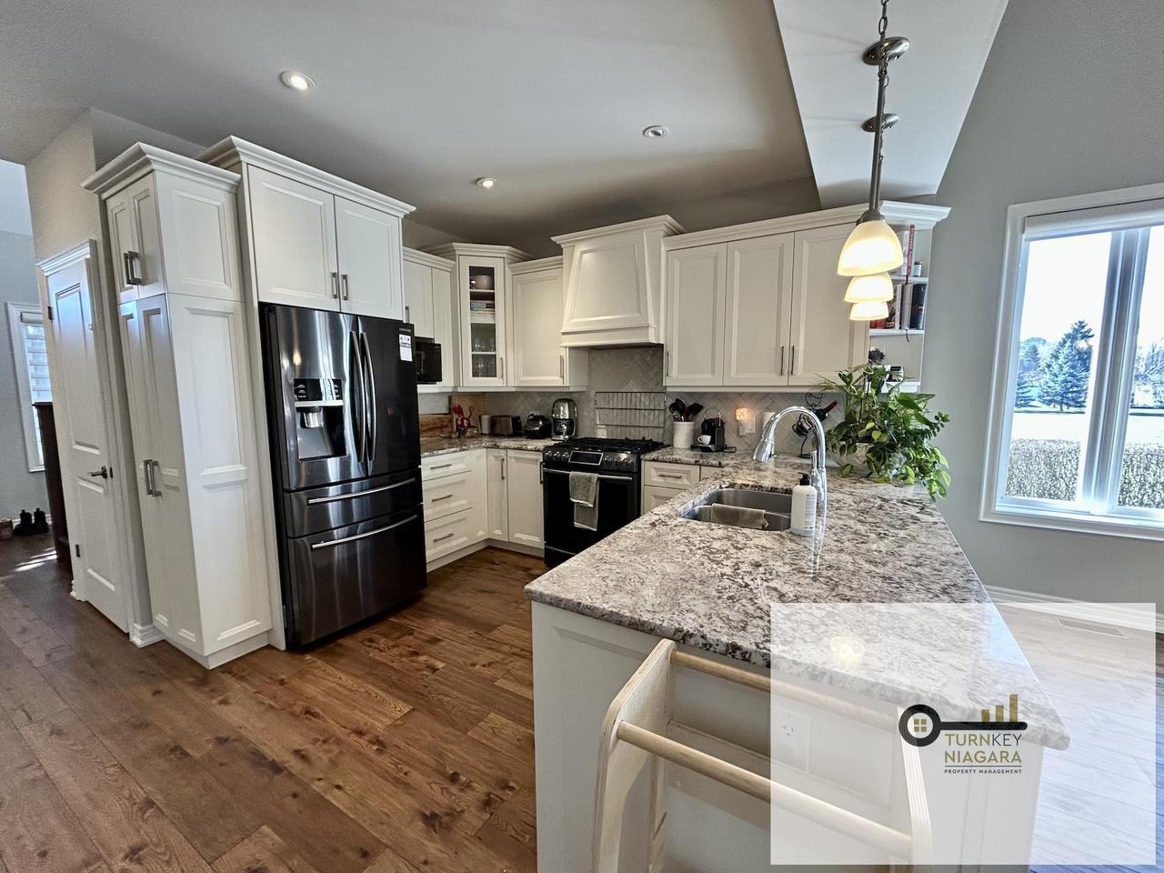 4090 Twenty-Third Street - Photo 7 of 20