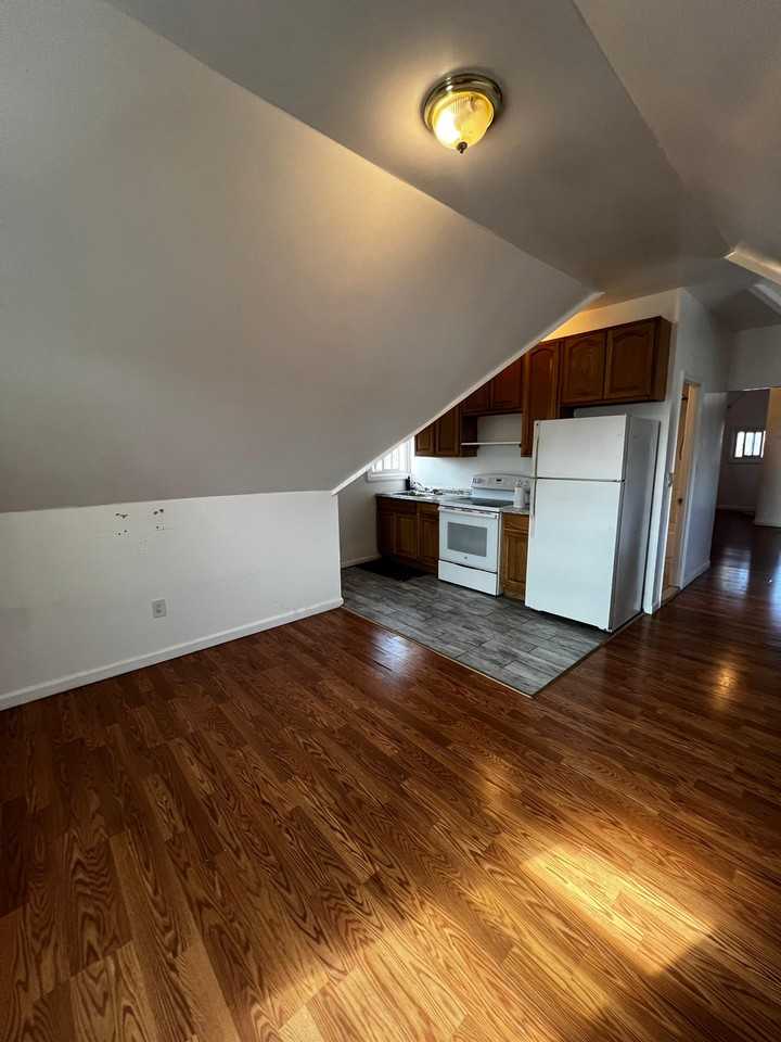 Jessamine Ave - Photo 6 of 6