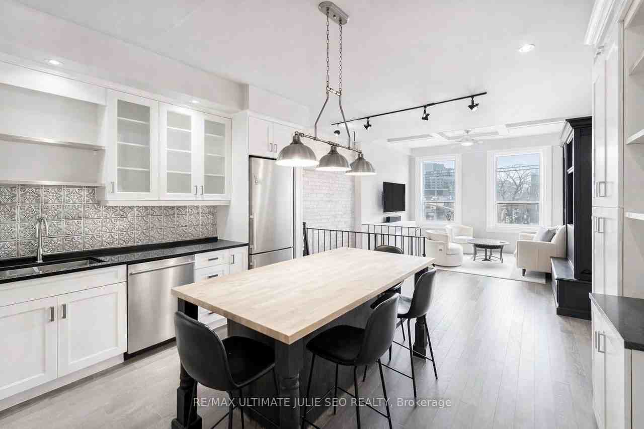 654 Queen Street West - Photo 11