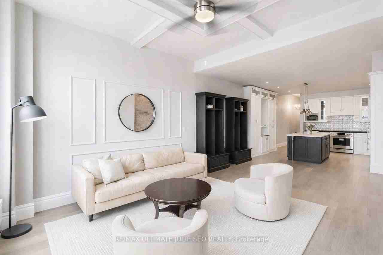 654 Queen Street West - Photo 5 of 18