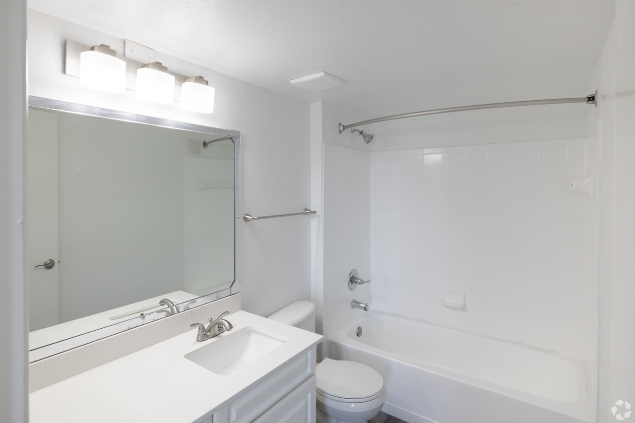 The Point at Naples - Photo 5 of 27