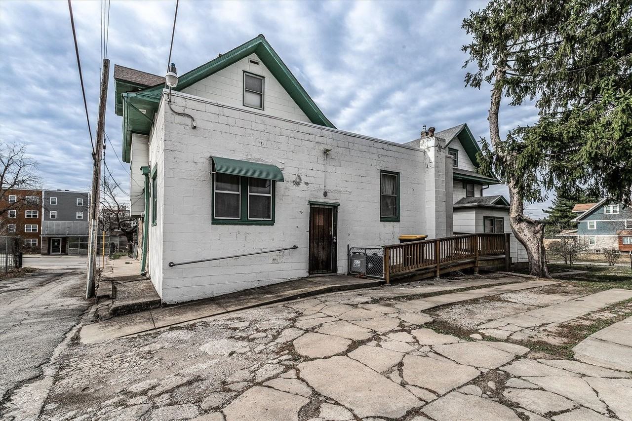 912 E 31st St - Photo 5 of 26