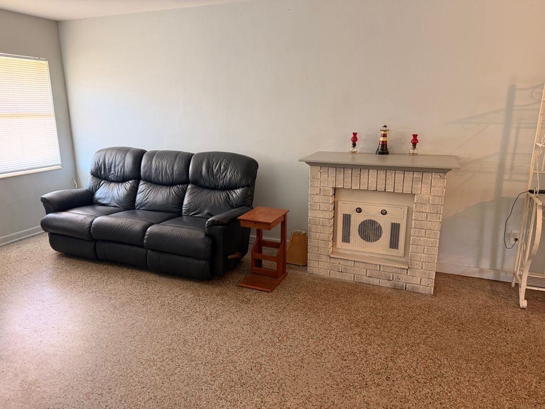 602 Josephine St - Photo 6 of 7