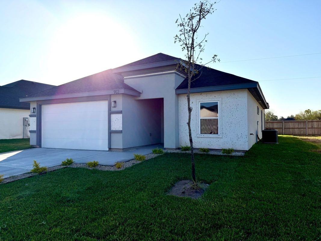 903 La Laguna Rd - Photo 7 of 11