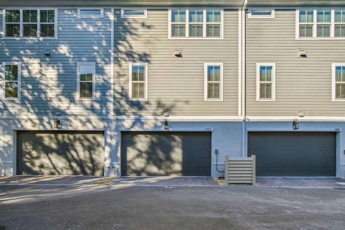 1927 Risby Aly - Photo 4 of 37