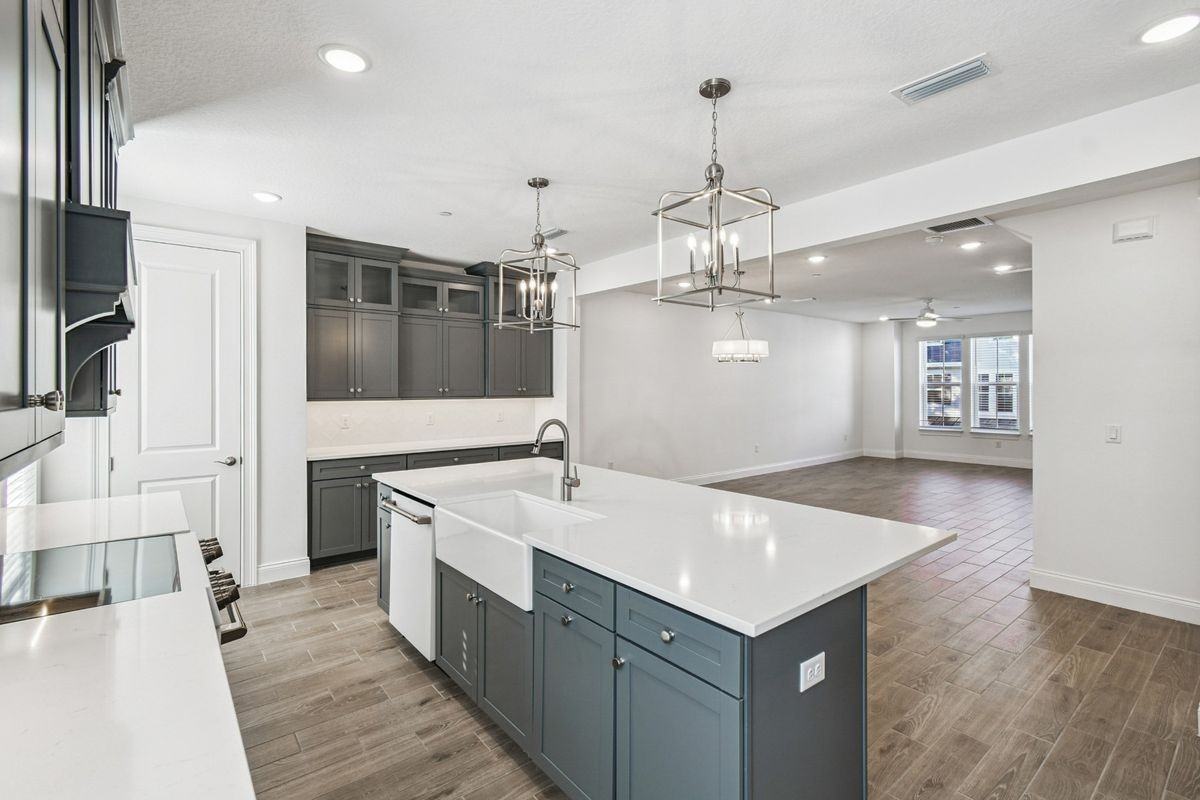 1927 Risby Aly - Photo 7 of 37