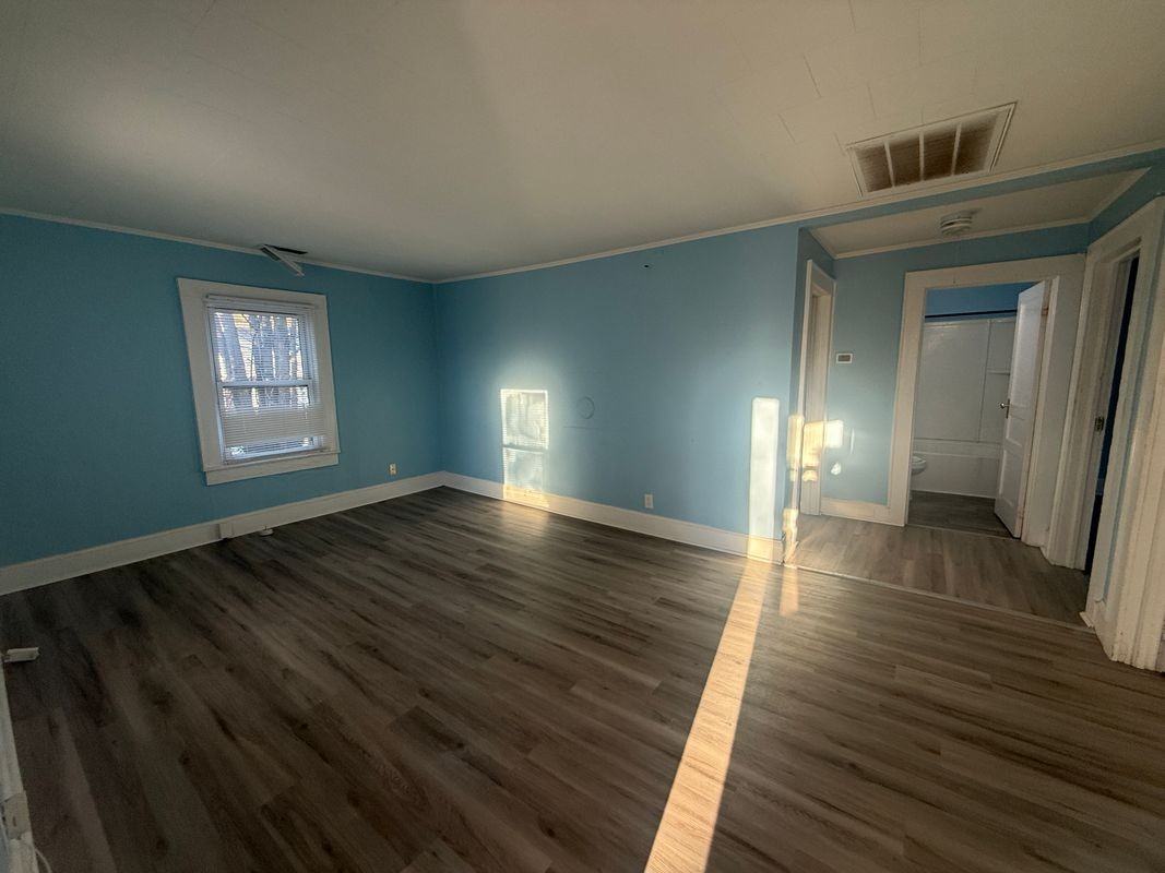 706 Mcpherson St - Photo 2 of 12