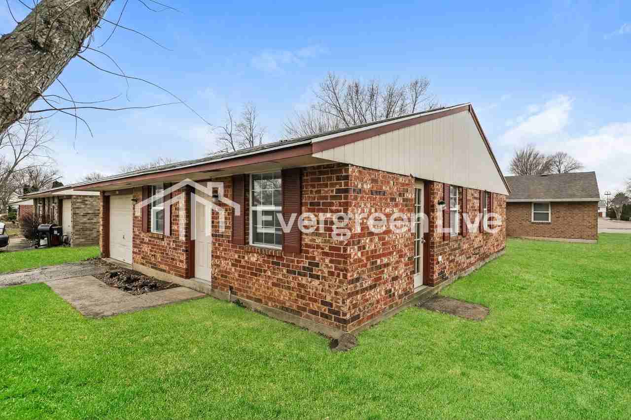 7641 Dalmation Dr - Photo 2 of 15