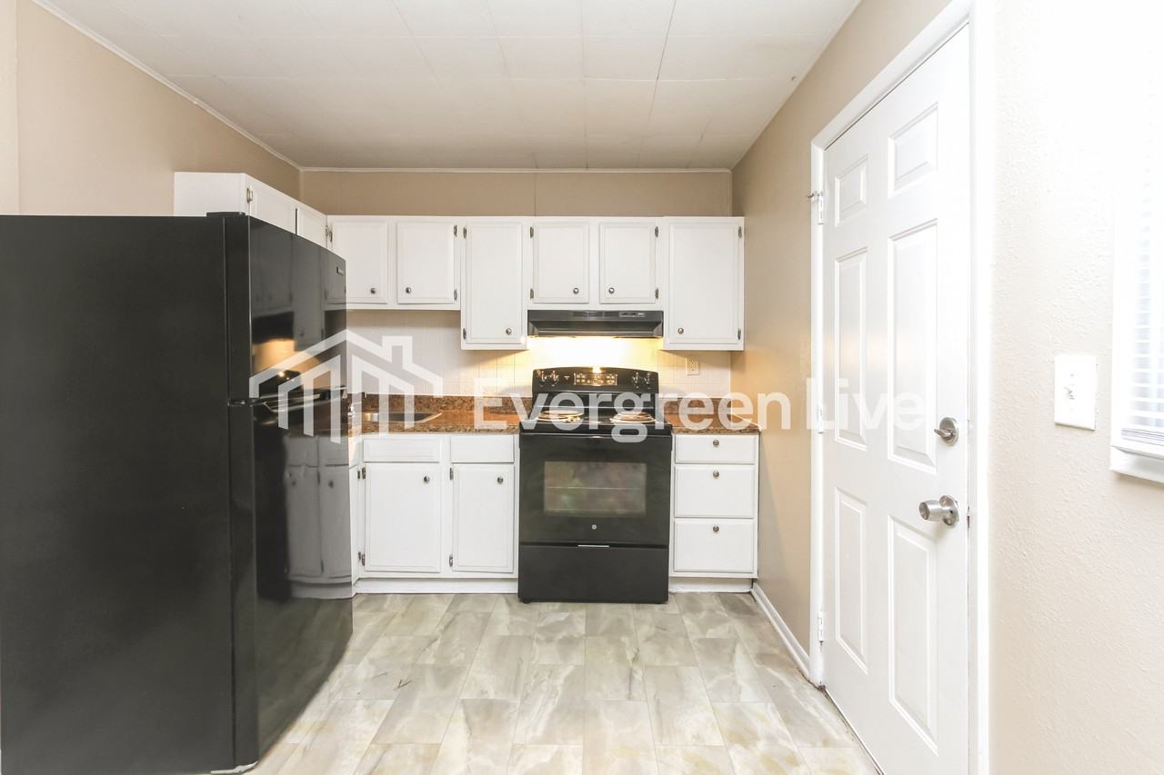 5926 Westhaven Dr - Photo 5 of 15