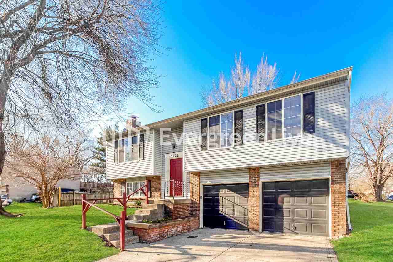 5902 Pemberly Dr - Photo 2 of 15