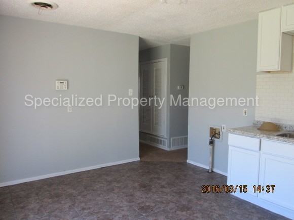 4809 Eastover Ave - Photo 2 of 7