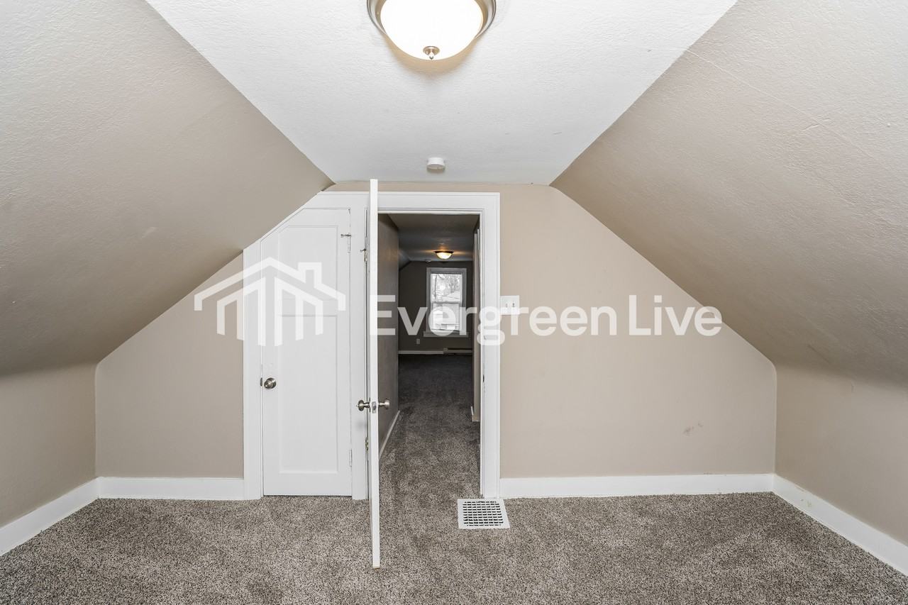 2443 N 53rd St - Photo 3 of 14