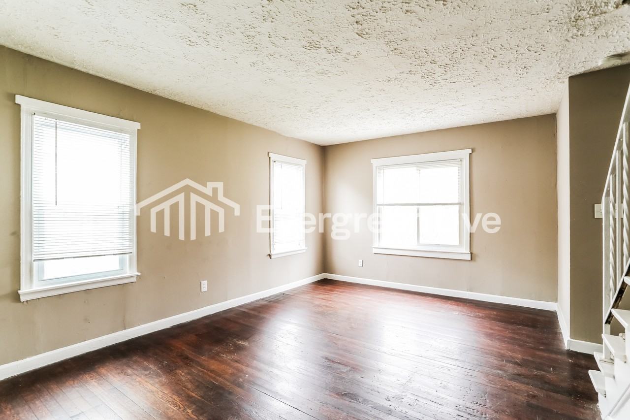 2285 Ontario St - Photo 2 of 14