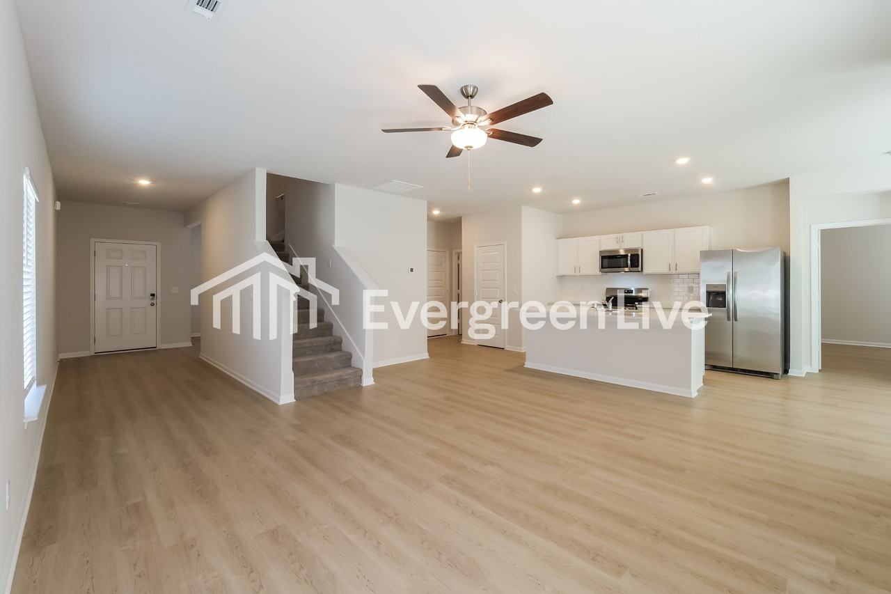 100 Sw Nelson Dr - Photo 3 of 15