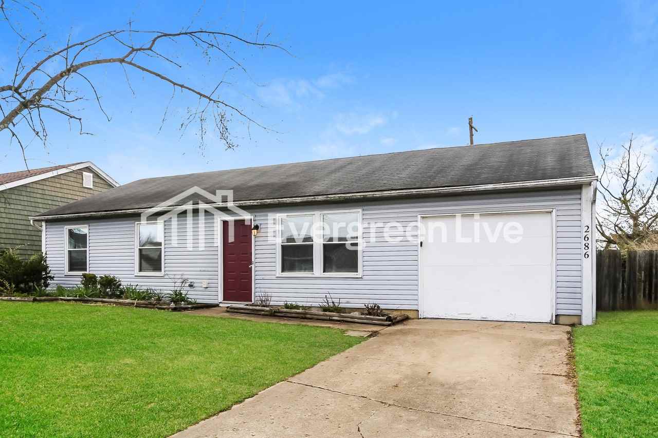 2686 Moonlight Ln - Photo 2 of 15