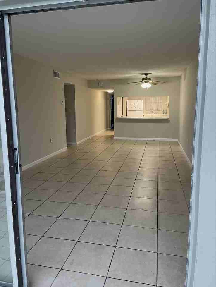 305 W 68th St #319 - Photo 6 of 24