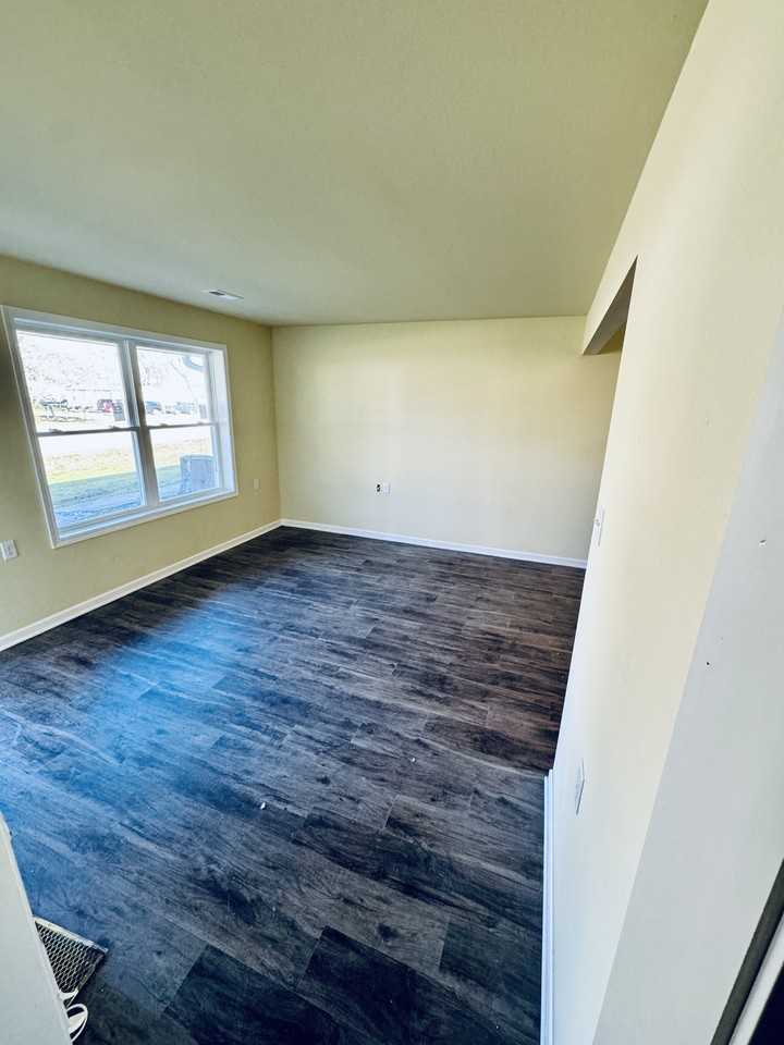 19 W 8th St #2 - Photo 2 of 6