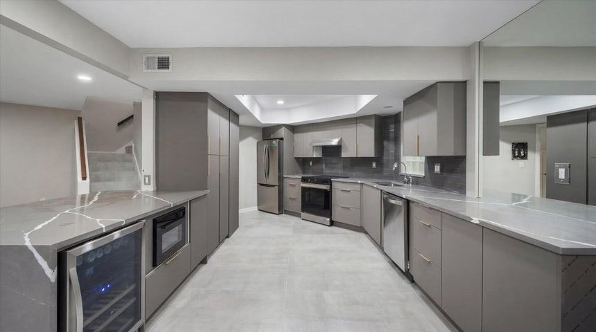 4348 Hazel Avenue #B