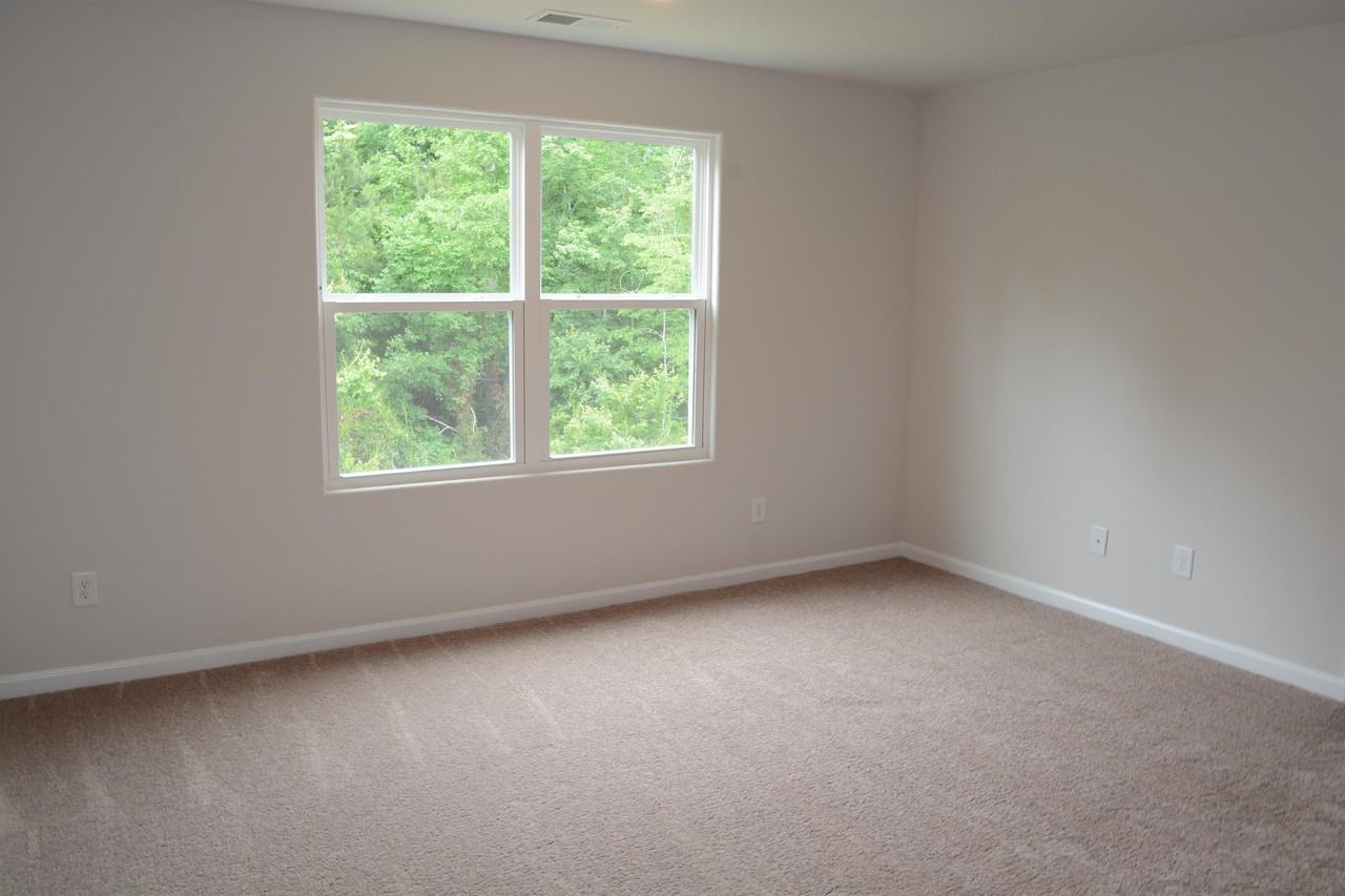 248 Yorktown Ln #1 - Photo 4 of 10