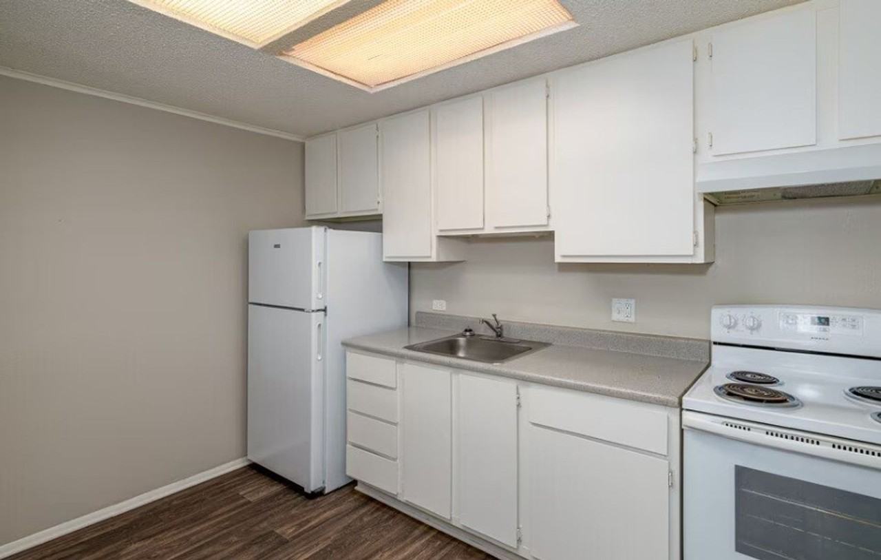 3237 Yancey LLC. - Photo 2 of 31
