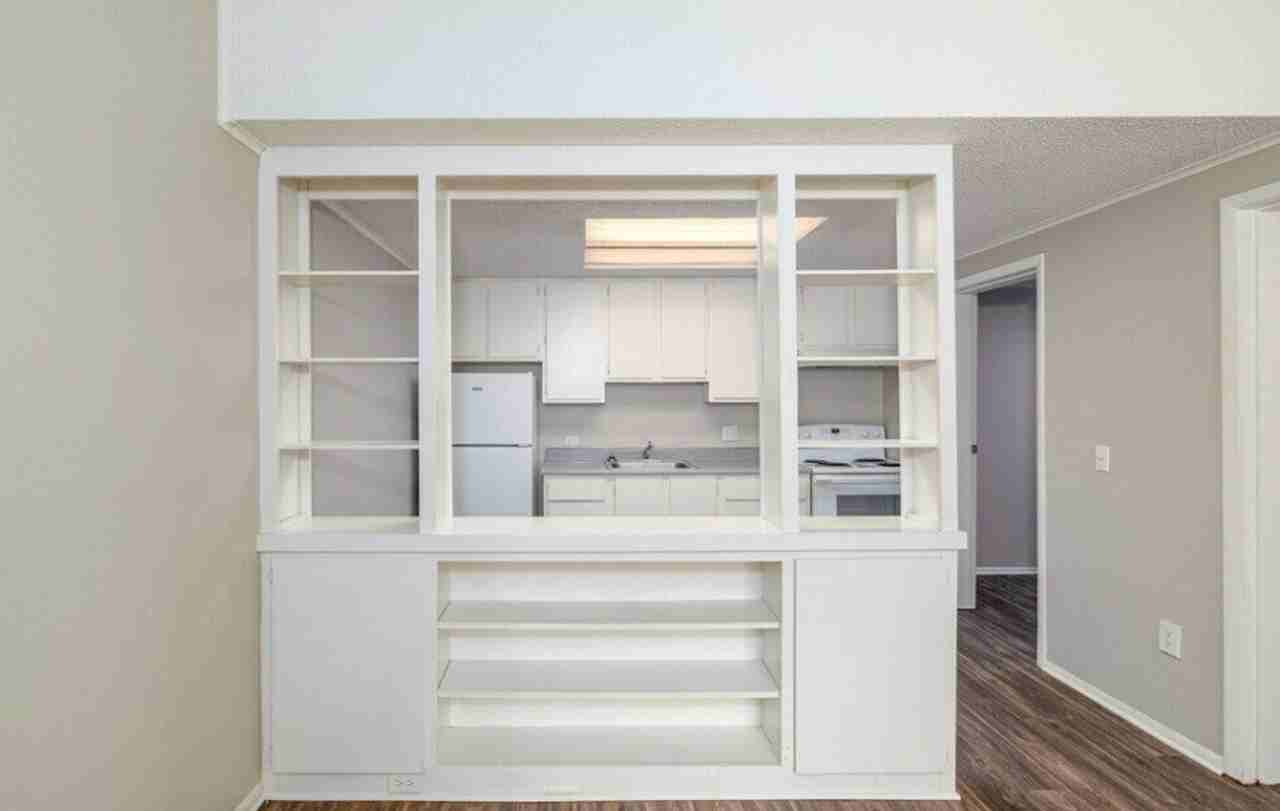 3237 Yancey LLC. - Photo 4 of 31