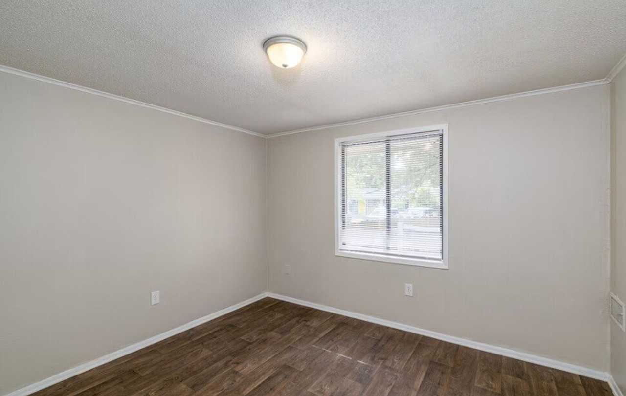 3237 Yancey LLC. - Photo 6 of 31