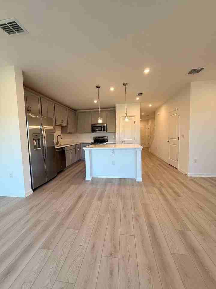 3346 Thicket St #3346 - Photo 3 of 20