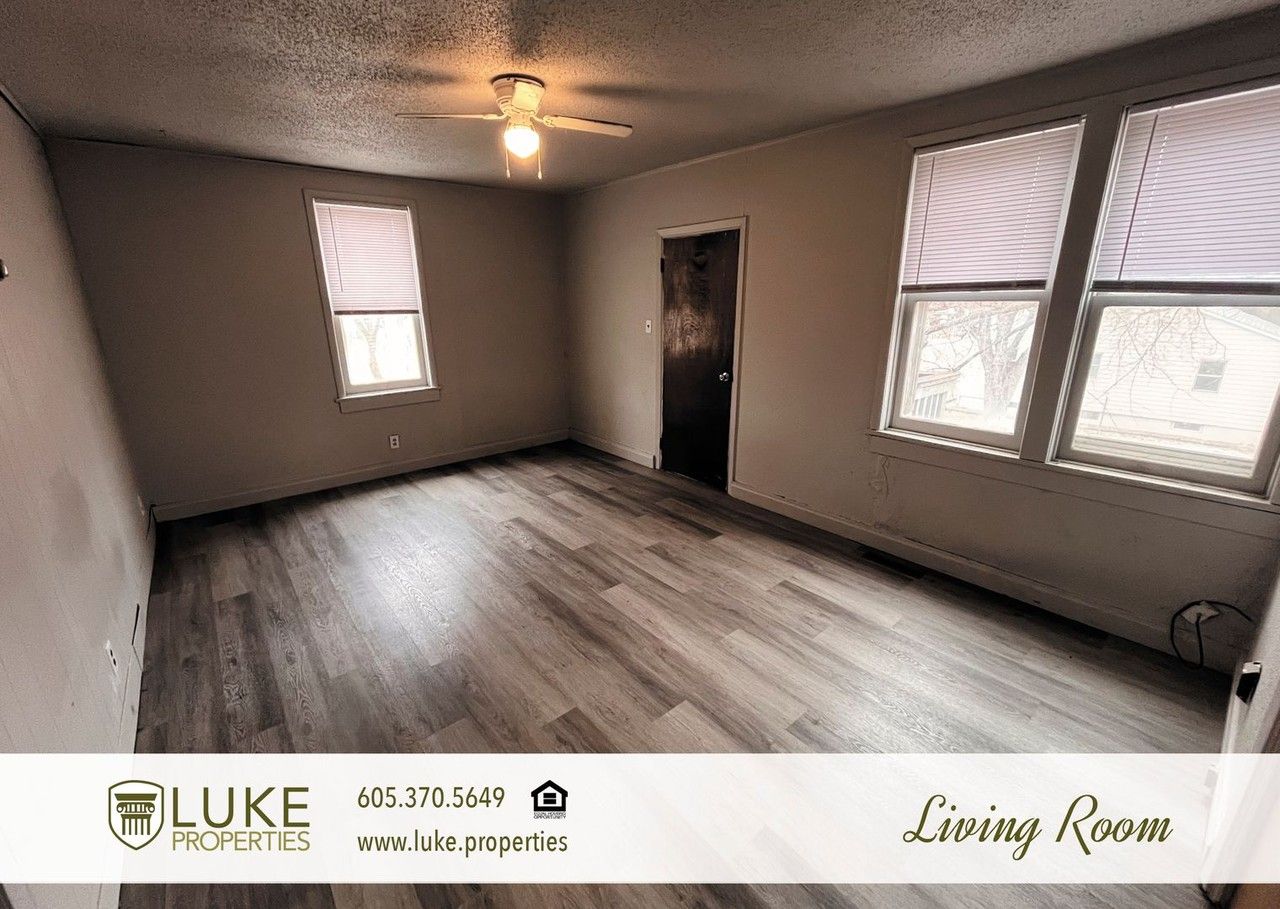 320 S Dakota St #3 - Photo 3 of 11