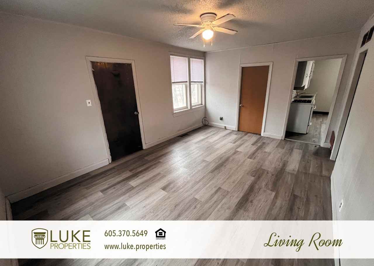 320 S Dakota St #3 - Photo 4 of 11