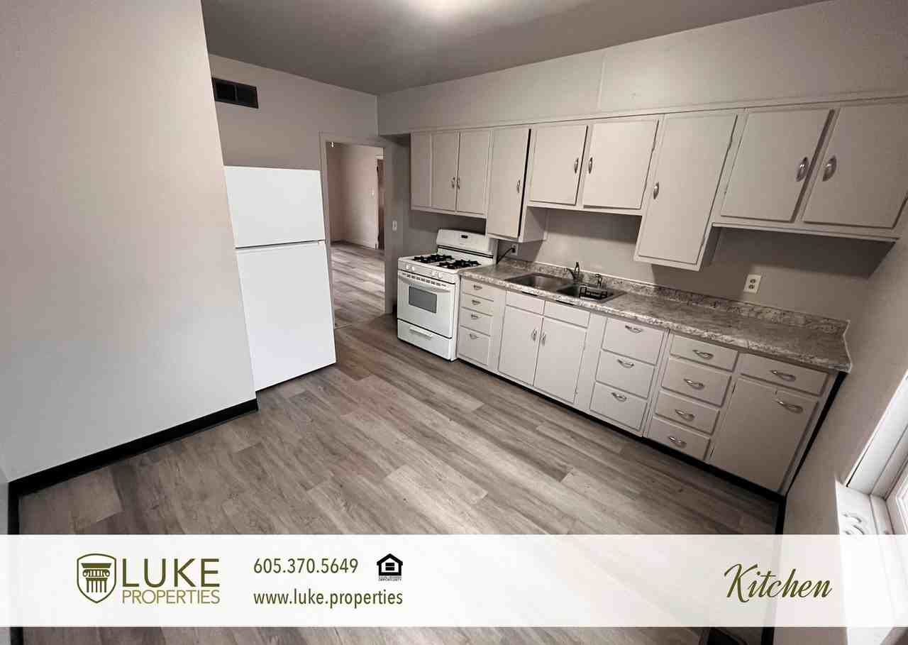 320 S Dakota St #3 - Photo 5 of 11