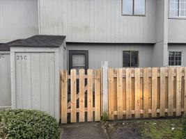 featured image of 176 Brown Blvd