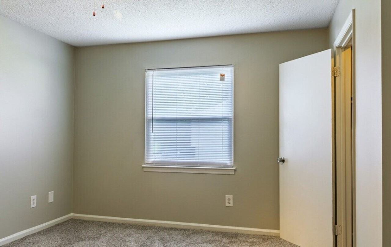 Fairview Lex Acquisition, LLC. - Photo 4 of 31