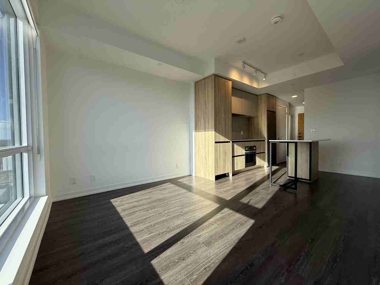 7950 Bathurst St #2512 - Photo 6 of 34