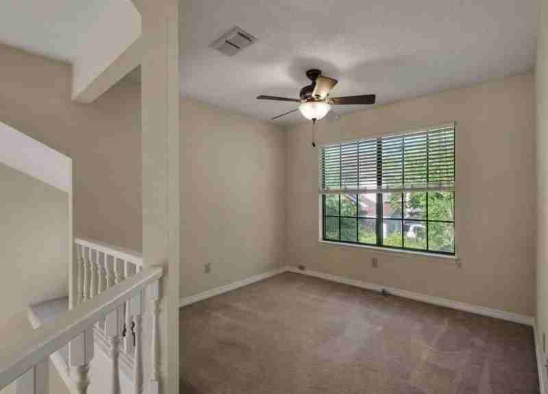 2014 Mistral Ln E - Photo 4 of 34